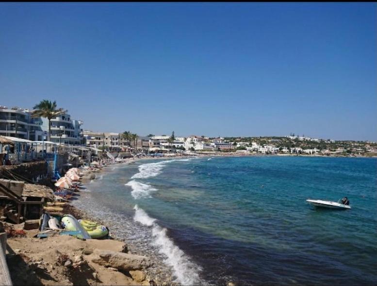 San Antonio Hotel خيرسونِسوس المظهر الخارجي الصورة